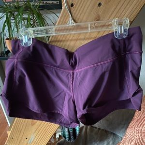 Lululemon speed shorts 2.5 purple size 8